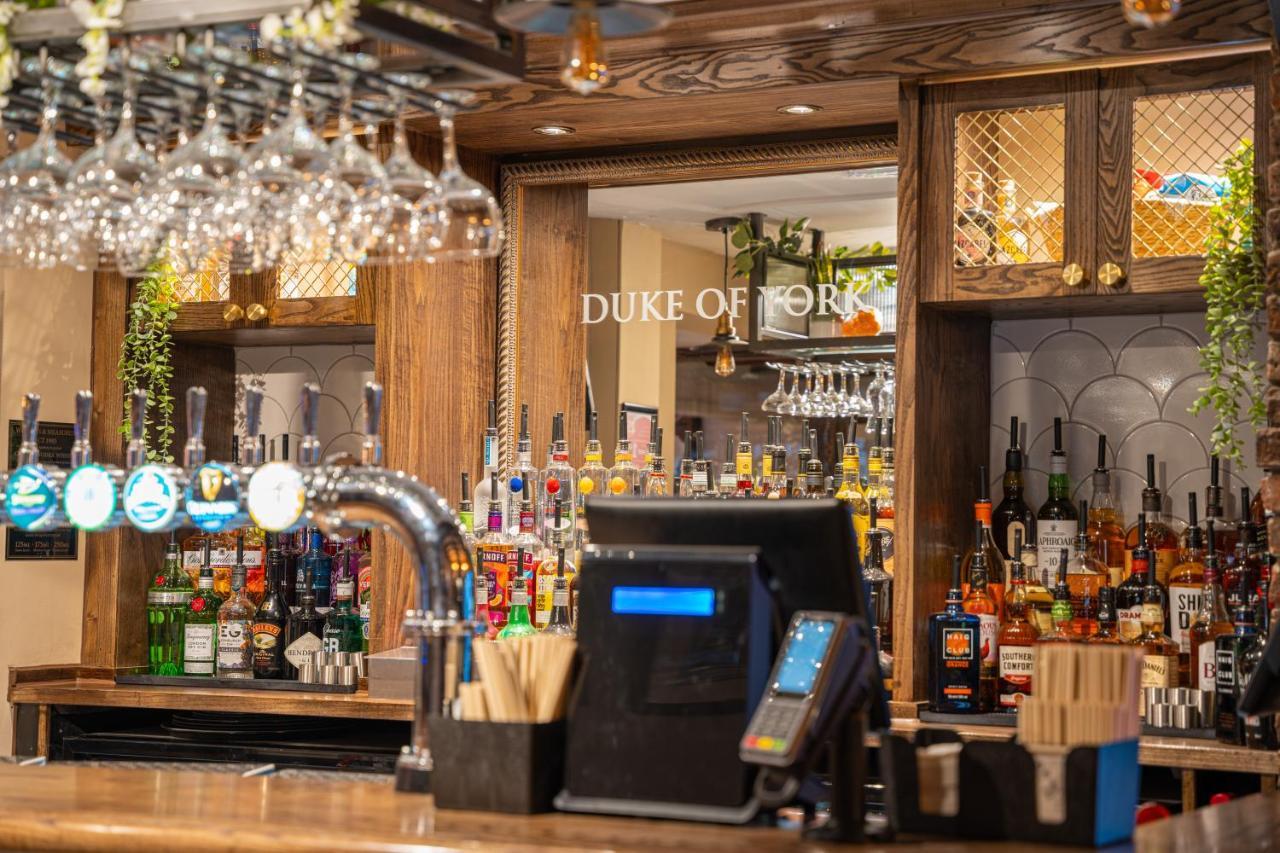 Duke Of York Hotell Whitby Exteriör bild